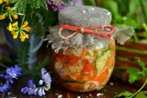 Капустяний салат на зиму з огірками та помідорами - збережіть свіжі сезонні овочі! 21 Липня 2017 - збережіть