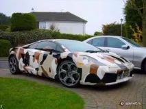 Камуфляжне фарбування автомобілів Ferrari