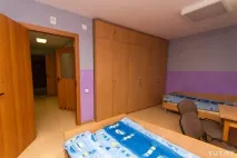 Комендантськогогодини у нас немає немає