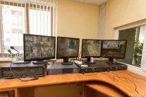 Комендантськогогодини у нас немає комендантськогогодини