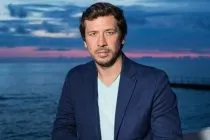 Яна Рудковська викликала фурор у Парижі фурор