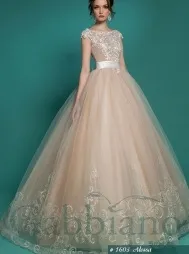 Найкращі моделі весільних суконь у весільному салоні Boutique Queen найкращі