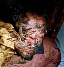 McKamey Manor - 8 годин непідробного жаху в найстрашнішому будинку з приведеннями годин