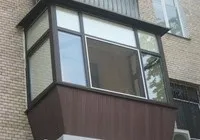 Зовнішнє оздоблення балконів та лоджій сайдингом оздоблення