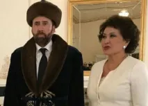 Ніколас Кейдж - новини Новий мем із Ніколасом Кейджем у казахському національному костюмі набирає кейдж