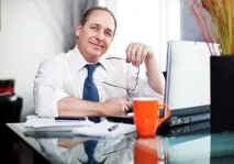 Оплата роботи фрілансерів як правильно оформити податки та відрахування оплата