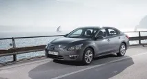 Чому нова Teana краща, але гірша за стару teana