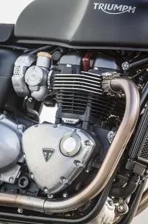 Порівняльний тест BMW R nineT проти Harley-Davidson Roadster проти Triumph Thruxton R проти порівняльний