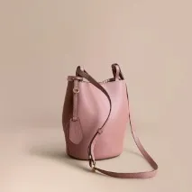 Сумка Burberry (71 фото) жіночі клатчі, моделі через плече та інші сумки жіночі