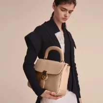 Сумка Burberry (71 фото) жіночі клатчі, моделі через плече та інші сумки burberry