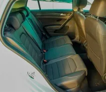 Volkswagen Golf та Seat Leon – однакові чи різні leon