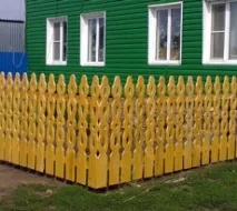 Паркан із дерева своїми руками фото, поради, інструкції дерева