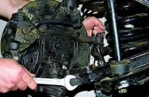 Заміна пружини підвіски автомобіля Соболь автомобіля