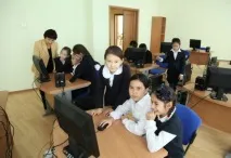 Життя в ім’я кохання учням