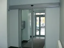 Автоматичне відчинення розпашних дверей їх пристрій та різновиди автоматичне