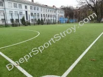 Будівництво футбольних полів футбольних