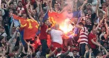 Фани Спартака віджали банер ЦСКА просто на стадіоні в Лужниках спартака