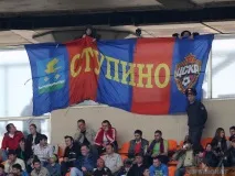 Фани Спартака віджали банер ЦСКА просто на стадіоні в Лужниках просто