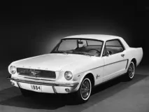 Ford Mustang у5 покоління новий погляд на призабуті ідеї - Популярні автомобілі Ford в Україні покоління