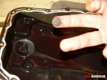 Брудна та горіла олія в АКПП та варіаторі олія