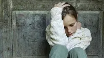 Як допомогти підлітку пережити розчарування від першого кохання, Статті з психології першого