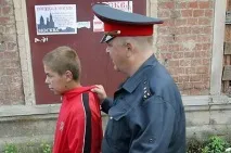 Як поводитися при затриманні поліції