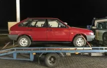 Капсула часу нова вишнева Дев’ятка ВАЗ-21093 1990 року з пробігом 49 км вишнева