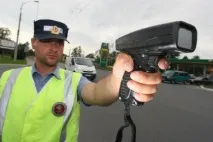 Камери на МКАД почнуть фіксувати виїзд машин на узбіччя - українська газета почнуть