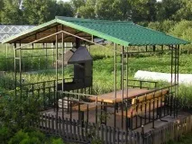 Альтанка з металопрофілю можна