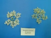Конкурс на найчарівнішу сніжинку паперу