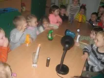 Конспект заняття в середнійгрупі «Досліди зі світлом» (середня група) середнійгрупі