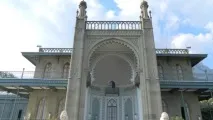 Крим, екскурсія до Лівадії, Воронцовський палац, Ластівчине гніздо воронцовський