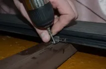 Кріплення терасної дошки до лагав відстань між алюмінієвими та дерев’яними лагами, обрешітка, лагав