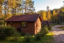 Котеджі та будиночки на березі озера - оренда на базі відпочинку «Луміваара» у Карелії ціни, фото, зручності котеджі