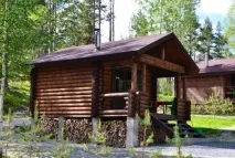Котеджі та будиночки на березі озера - оренда на базі відпочинку «Луміваара» у Карелії ціни, фото, зручності котеджі