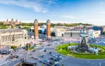 Куди поїхати у квітні. днів