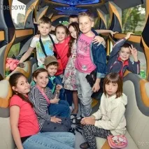 Лімузин на день народження дитини – лімузин напрокат для дітей дитини