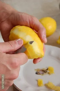 Літній напій зі смородини нашвидку руку смородини