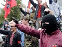 Самоосвіта - зброя проти фашизму проти