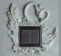 Як підібрати та встановити накладку для захисту шпалер під вимикач накладку