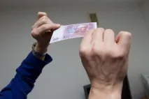 Оприлюднено схеми підробки грошей в Україні оприлюднено