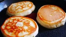 Оладки на кефірі та дріжджах прості рецепти з фото, поради кефірі