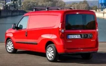 Opel Combo Cargo (2011-2018) характеристики і ціна, фотографії та огляд opel
