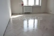 Розсохся буковий паркет розсохся