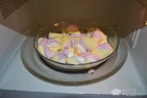 Рецепт Троянди з мастики, Зроблять будь-який торт незабутнім та оригінальним рецепт