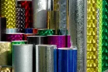 Самоклеюча плівка для меблів вибір та технологія нанесення меблів