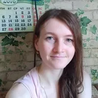 коштує