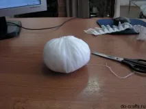 руками