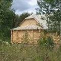 Створення будинку своїми руками, а також блондинка та рожевий паркан будинку