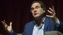 Стоун "Моя країна втратила рівновагу" країна